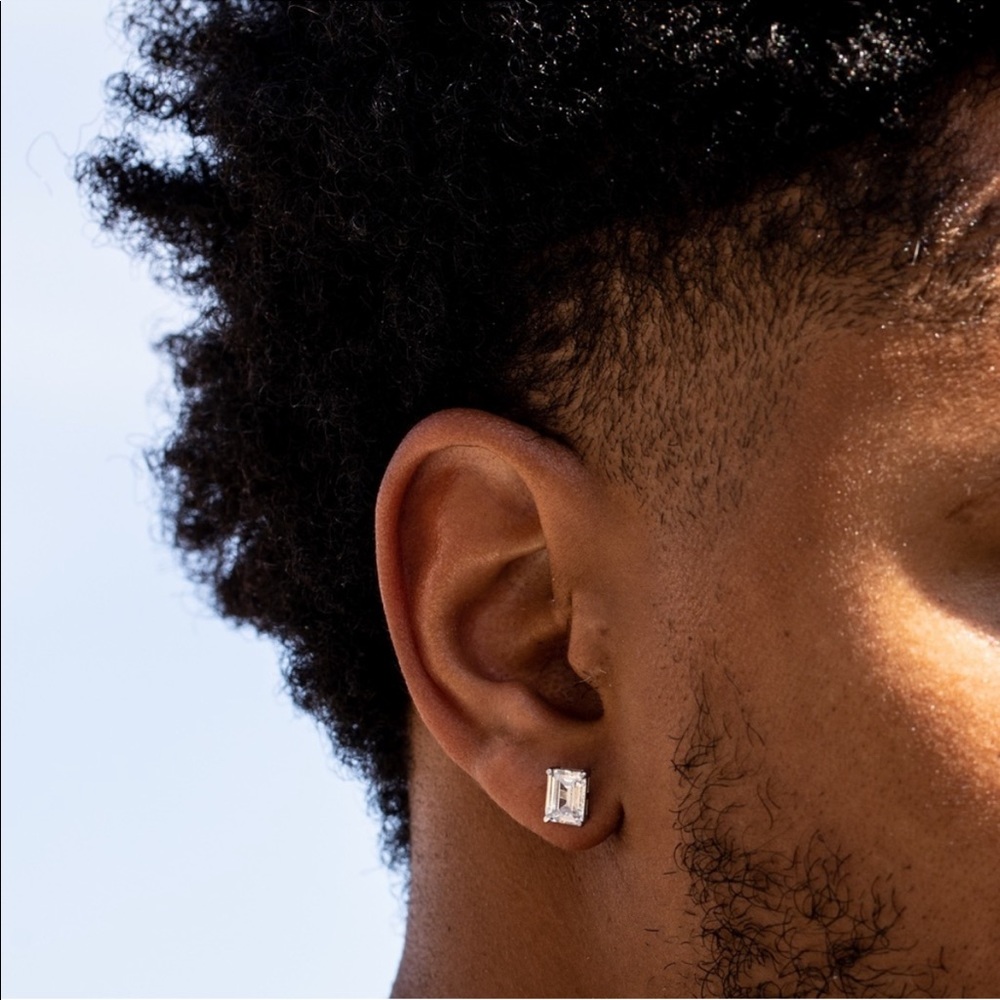 0.5ct Emerald Cut Rectangular Simulated Diamond P… - image 8